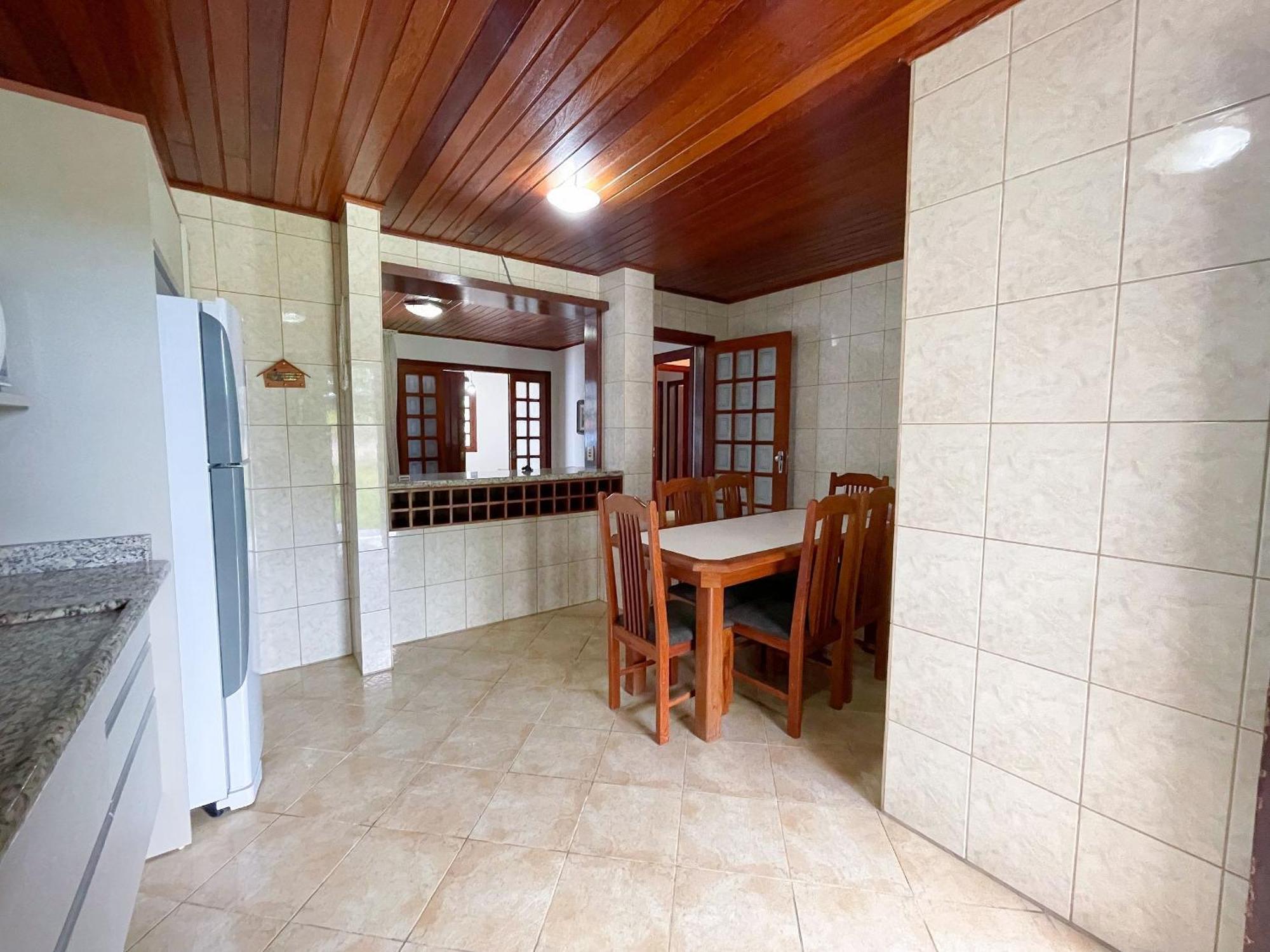 Casa de Férias Belissima Casa A 350m Da De Canasvieiras